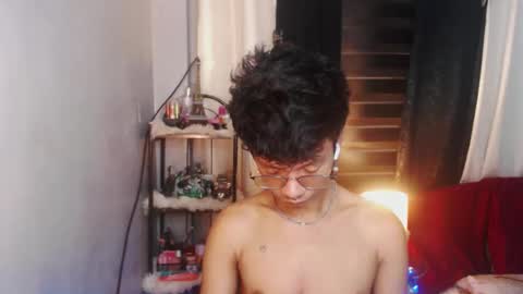 Snapshot of cutie_mico chatting on October 7, 9:52 pm cutie_mico online show from October 7, 9:52 pm