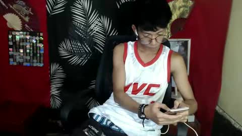 Snapshot of cutie_mico chatting on December 2, 9:55 am cutie_mico online show from December 2, 9:55 am