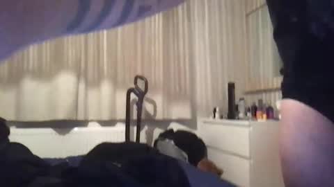 cuttop2373844 online show from September 15, 6:53 pm