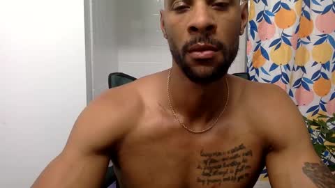 Snapshot of d33d667696 chatting on October 18, 5:45 am Dday2 online show from October 18, 5:45 am