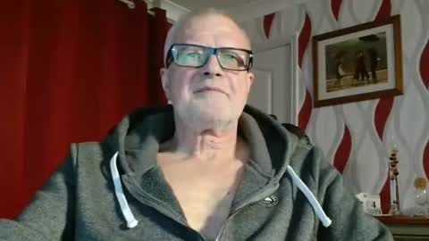 Brian ... online show from November 24, 9:16 pm