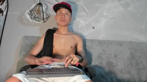 daddy_darcks online show from October 31, 11:08 pm