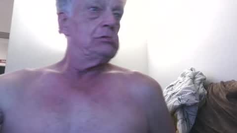 daddydave6400 online show from April 11, 9:13 am