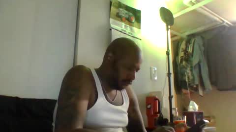 daddydickxm online show from April 28, 3:44 am