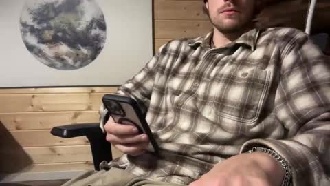 Leo online show from November 25, 10:34 pm