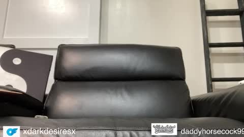 Snapshot of daddyhorsecock99 chatting on September 23, 5:18 am daddyhorsecock99 online show from September 23, 5:18 am