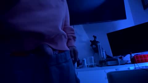 Tonystark online show from April 25, 9:45 am