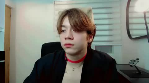 dae_lune online show from February 24, 10:32 pm