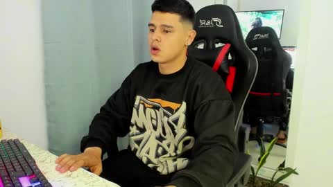 my name is Jhon and I live in colombia online show from November 4, 4:13 am