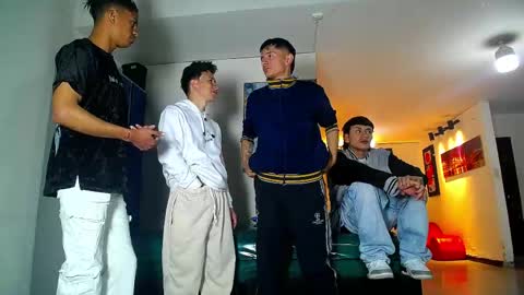 daiquirie online show from April 23, 1:24 pm