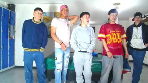 daiquirie online show from April 21, 1:17 pm