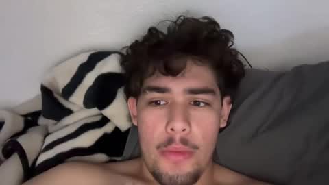 Snapshot of damiam_xj chatting on March 10, 5:50 pm damiam xj online show from March 10, 5:50 pm