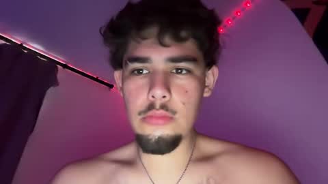 Snapshot of damiam_xj chatting on December 12, 4:10 pm damiam xj online show from December 12, 4:10 pm