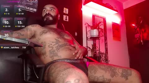 Snapshot of damian_darkside_ chatting on October 16, 2:19 am Damian online show from October 16, 2:19 am