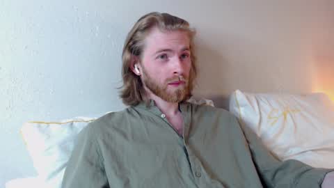 Snapshot of damien_diamond chatting on January 12, 11:47 pm damien_diamond online show from January 12, 11:47 pm