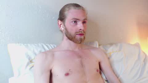 Snapshot of damien_diamond chatting on January 11, 9:04 pm damien_diamond online show from January 11, 9:04 pm