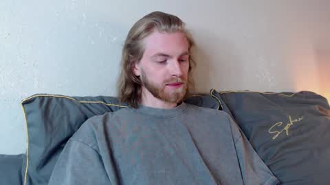 Snapshot of damien_diamond chatting on January 25, 3:52 pm damien_diamond online show from January 25, 3:52 pm