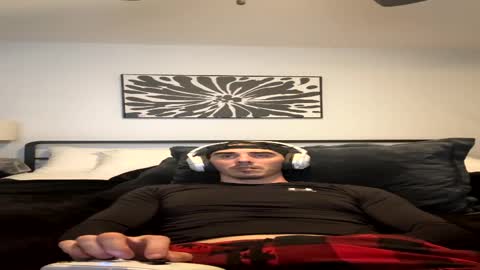 Damien Kyle online show from May 10, 8:37 am