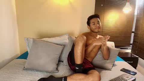 Damon  Salvatore online show from February 3, 8:58 pm