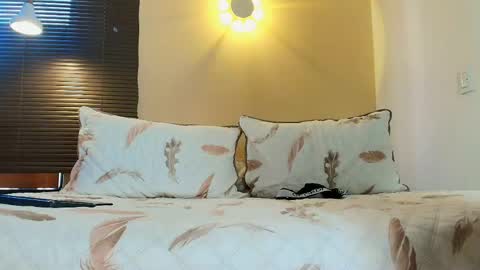 Damon  Salvatore online show from March 14, 8:38 pm