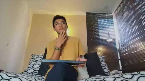 Damon  Salvatore online show from February 23, 8:10 pm