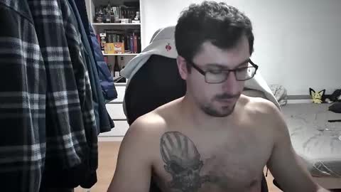 Snapshot of dan_the_man405 chatting on January 23, 7:18 pm King Dan online show from January 23, 7:18 pm