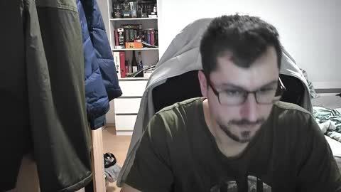 Snapshot of dan_the_man405 chatting on December 5, 7:29 pm King Dan online show from December 5, 7:29 pm