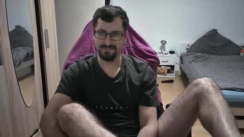 Snapshot of dan_the_man405 chatting on September 18, 6:54 pm King Dan online show from September 18, 6:54 pm