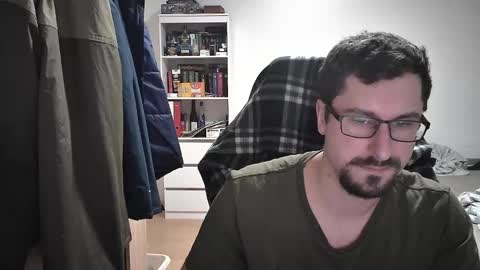 Snapshot of dan_the_man405 chatting on January 4, 7:13 pm King Dan online show from January 4, 7:13 pm