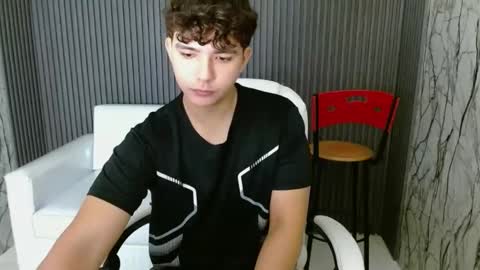 Snapshot of dani_cumboy chatting on September 27, 1:20 pm dani_cumboy online show from September 27, 1:20 pm