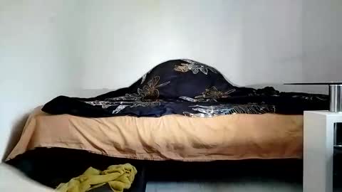 daniel817585 online show from March 10, 12:49 pm