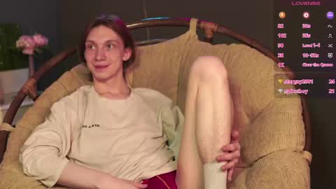 daniel__schmidt online show from June 7, 9:11 pm