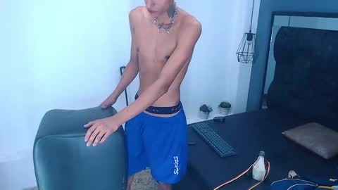 Snapshot of daniel_delux_ chatting on September 27, 1:09 pm Daniel Delux online show from September 27, 1:09 pm