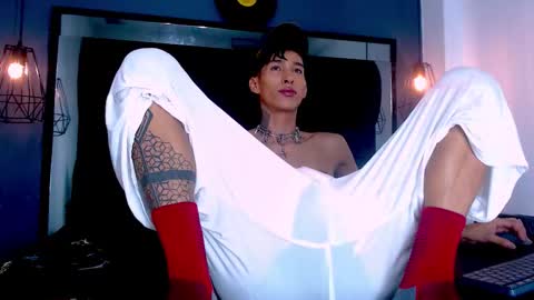 Daniel Delux  online show from November 23, 2:17 pm