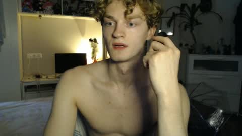 Daniel online show from May 22, 3:22 am