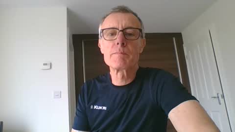 danielcoxone online show from April 12, 5:03 pm