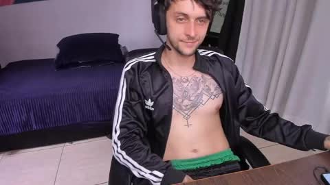 Daniele Bunny online show from April 25, 7:00 pm