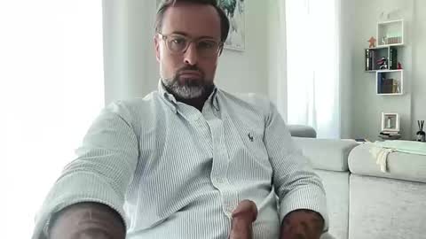 Snapshot of danieleitaly85 chatting on October 20, 10:30 am Dany online show from October 20, 10:30 am