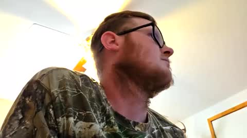 Daniel    y. online show from March 23, 7:09 pm