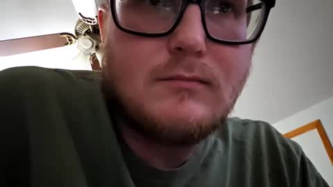 Daniel    y. online show from April 27, 8:14 pm