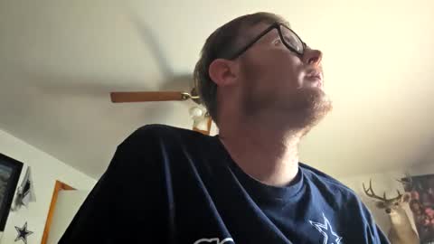 Daniel    y. online show from October 22, 10:35 pm