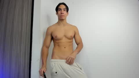 daniisus online show from November 30, 11:23 am