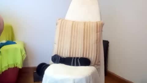 daniroca8 online show from April 7, 4:18 pm