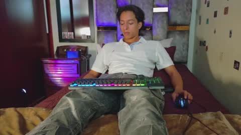 phantom555 online show from April 20, 6:54 pm