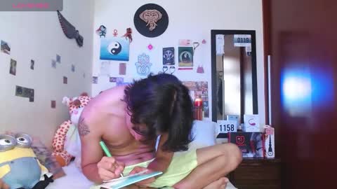 Snapshot of danny__phantom chatting on February 11, 8:31 pm phantom555 online show from February 11, 8:31 pm