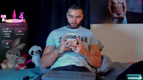 Danny Willson online show from June 7, 1:34 am