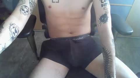 Danny L. online show from April 30, 5:09 pm