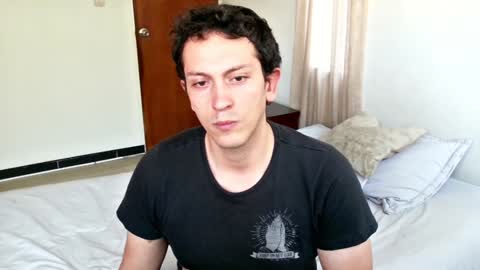 Snapshot of danruiz33 chatting on January 19, 9:34 pm Dan online show from January 19, 9:34 pm