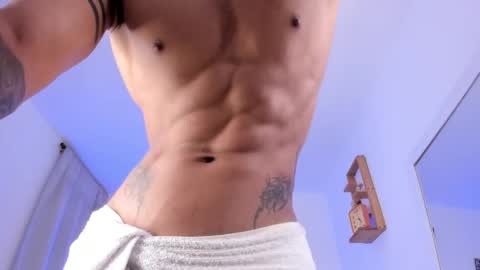 Snapshot of dante_cooper_0 chatting on February 13, 2:34 am dante_cooper_0 online show from February 13, 2:34 am