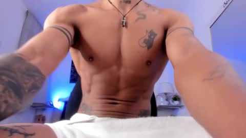 Snapshot of dante_cooper_0 chatting on February 27, 12:19 am dante_cooper_0 online show from February 27, 12:19 am